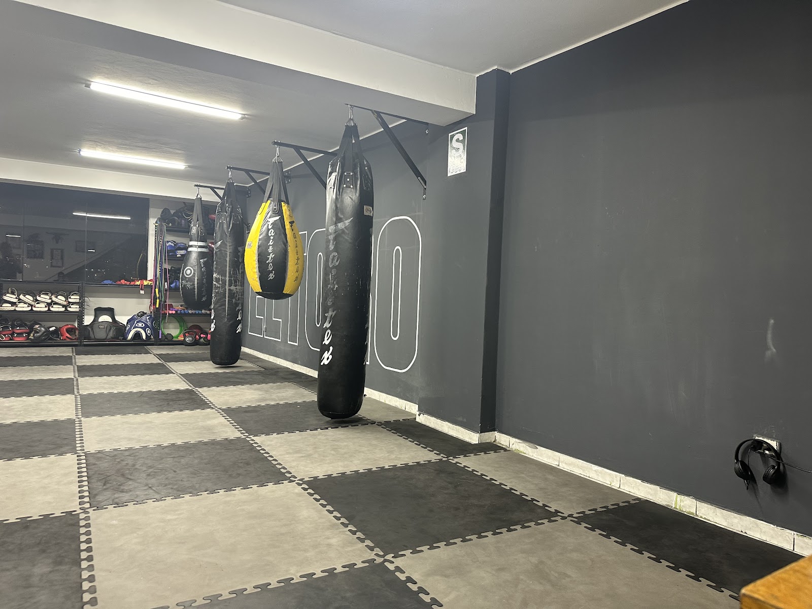 EL TORO MUAYTHAI & MMA