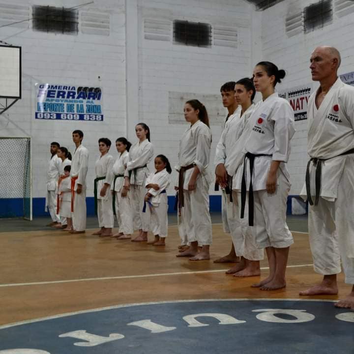 Karate canelones