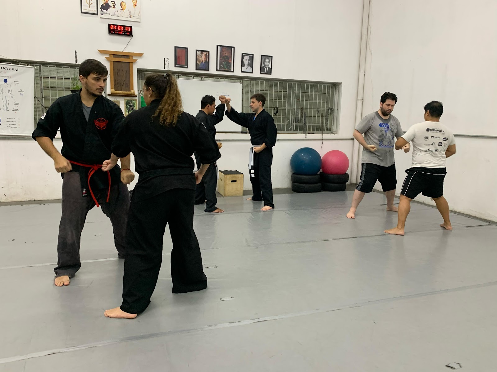 Dojo Oss - Centro de Treinamento de Lutas — Karate en Campinas