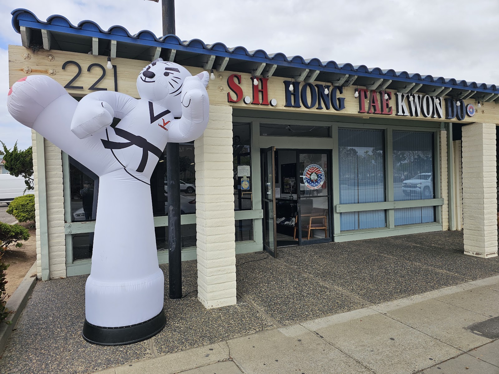 S.H. Hong Taekwondo Academy