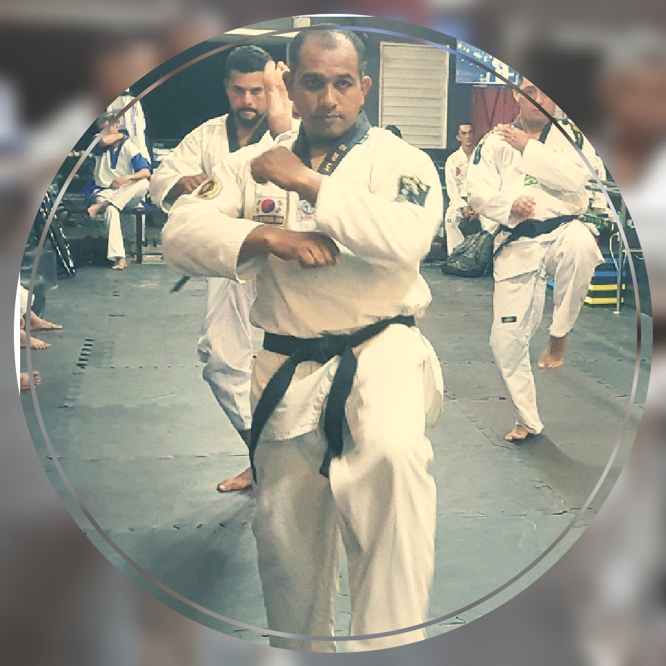Academia de Taekwondo Marcial Policial Guimarães TKD